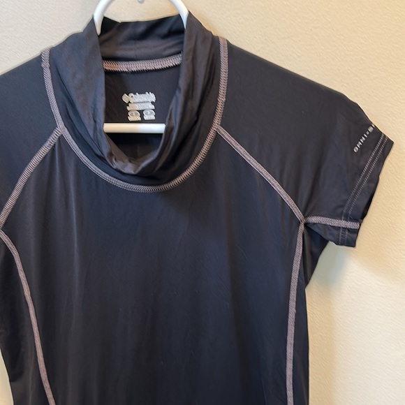 Columbia Omni-Shade women’s active top size small - Picture 2 of 6
